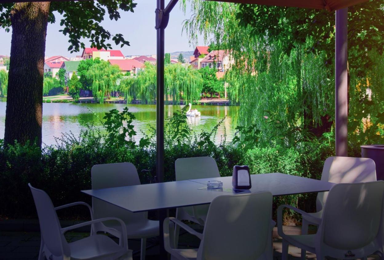 Hotel Univers Cluj-Napoca Luaran gambar