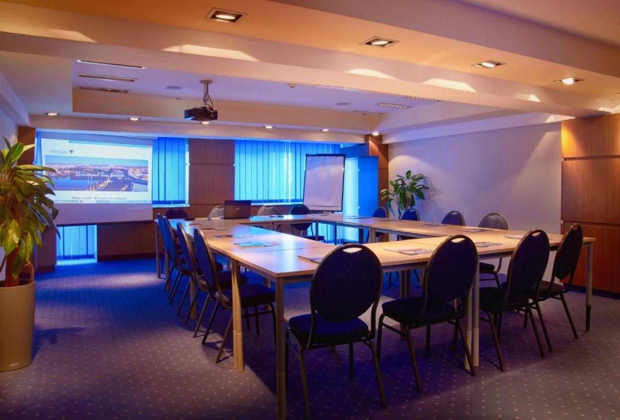 Hotel Univers Cluj-Napoca Luaran gambar