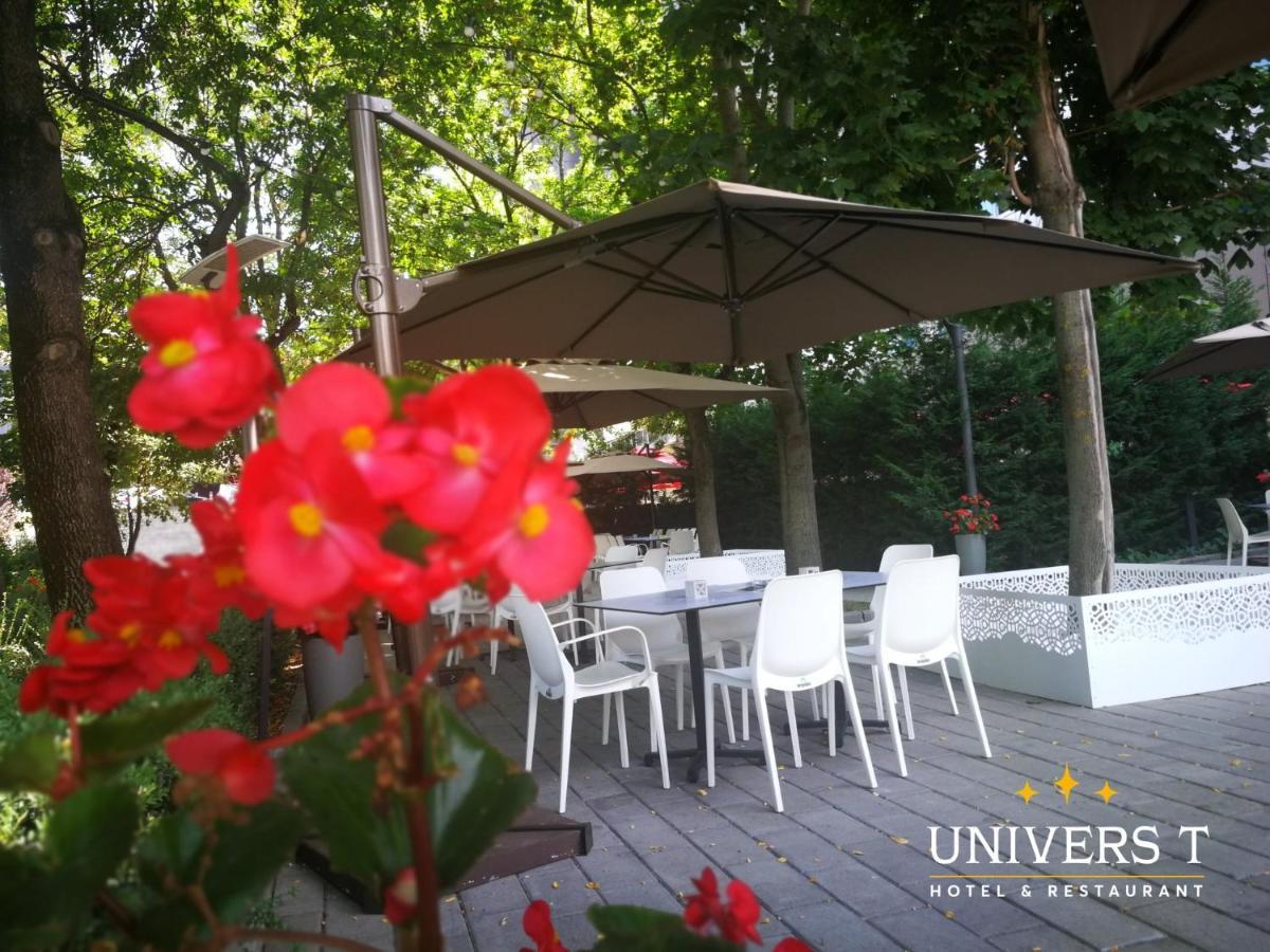 Hotel Univers Cluj-Napoca Luaran gambar