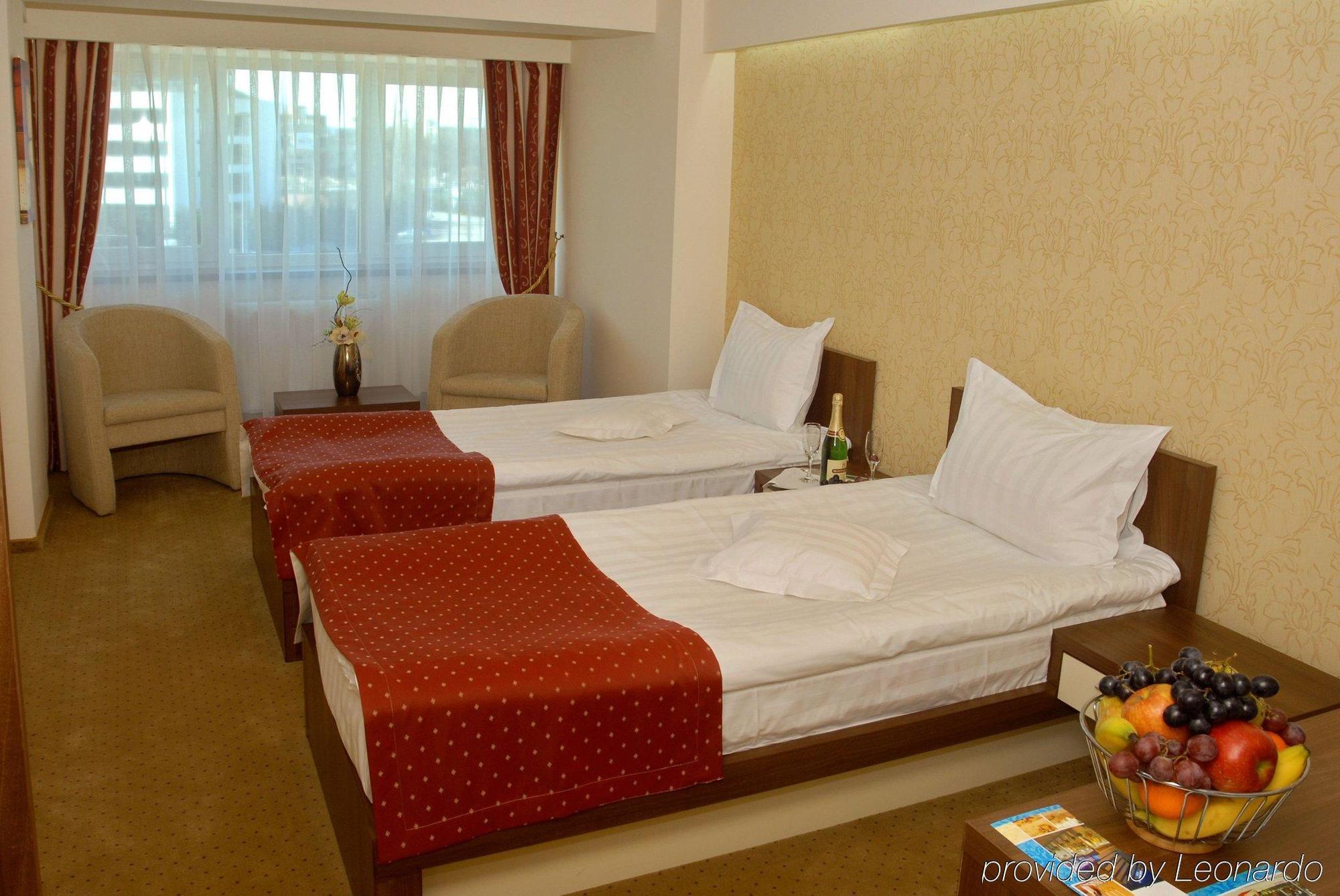 Hotel Univers Cluj-Napoca Bilik gambar